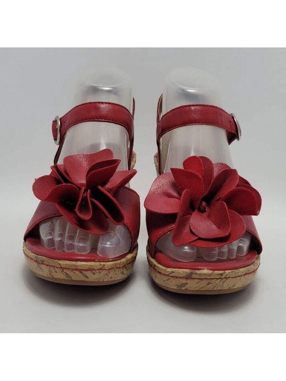 Women's Jaclyn Smith Red Faux Leather Flower Cork Wedge Sandals Size 7M - Picture 10 of 14